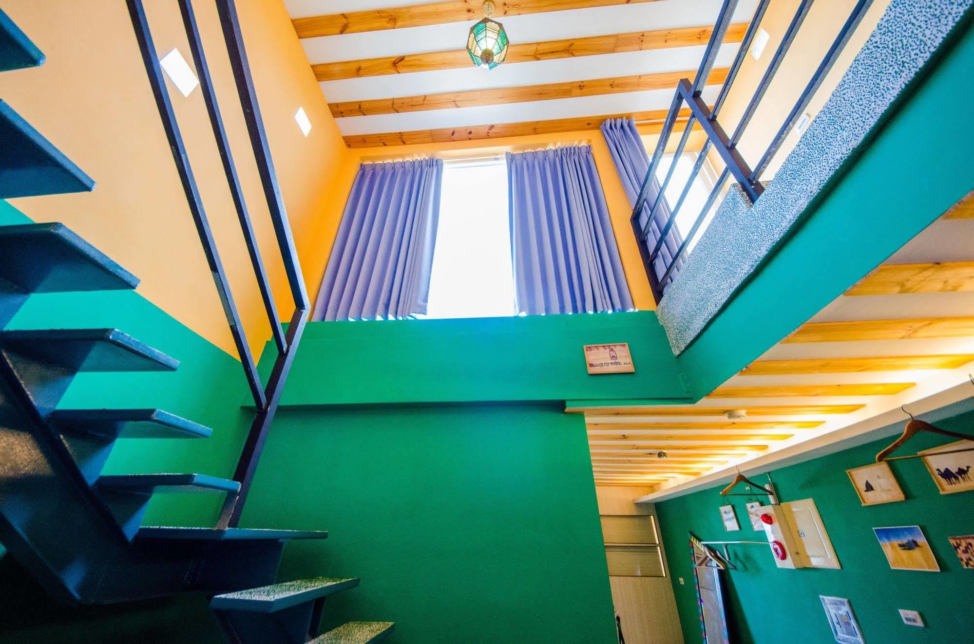 Oasis Inn Heng-ch'un Екстериор снимка